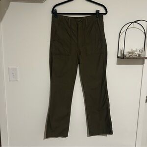 Levi’s Ribcage Straight Olive Green Pants Size 31